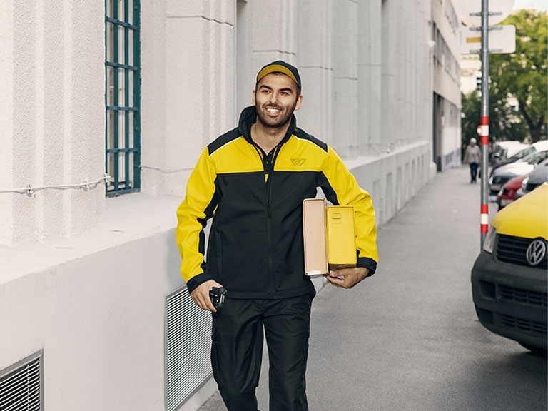 Feldpost Österreich Senden und Empfangen PostAG